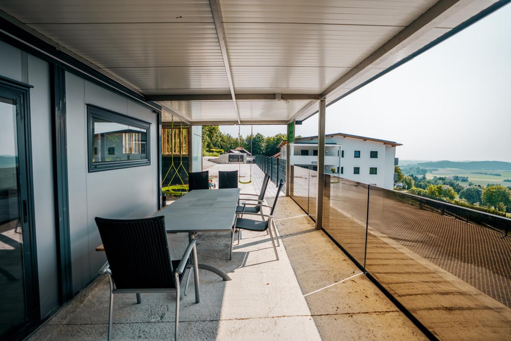 Danner Apartment *